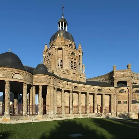 Downtown With Garage Parking