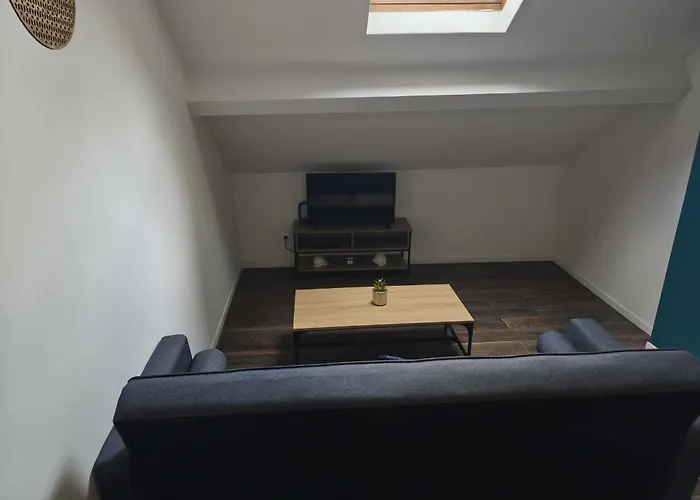 Downtown With Garage Parking Lägenhet Charleville-Mézières