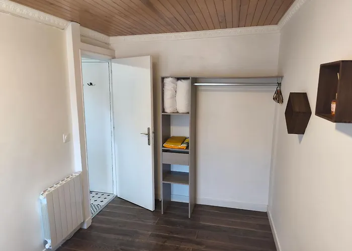 Lägenhet Downtown With Garage Parking Charleville-Mézières